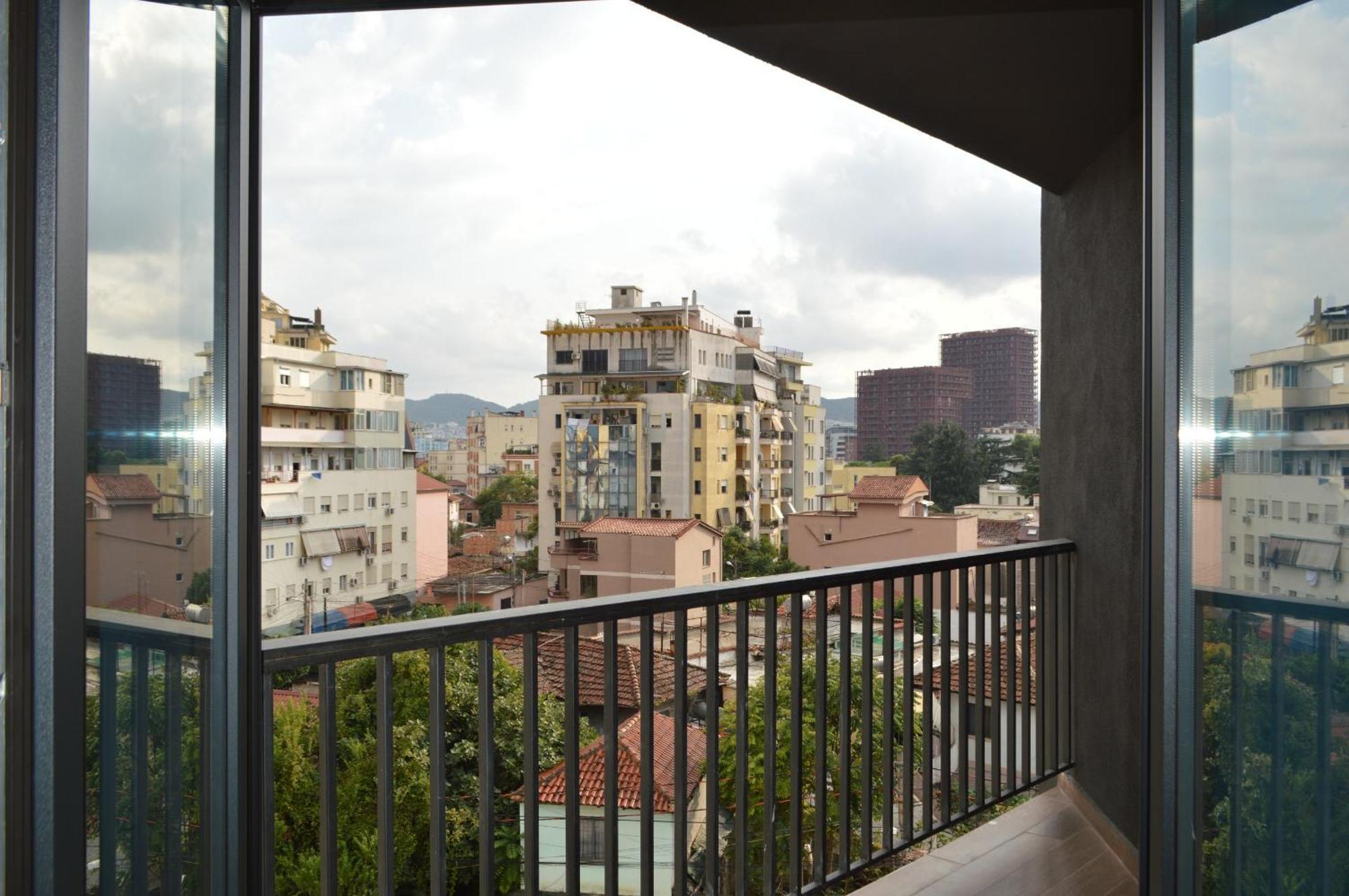 Getaway * Tirana